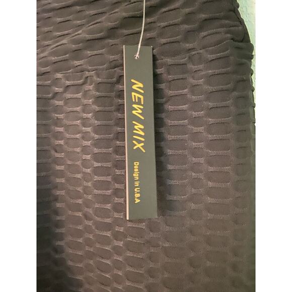 New Mix Womens pull on stretch black leggings, 27" inseam, size Small/Medium - Picture 4 of 5